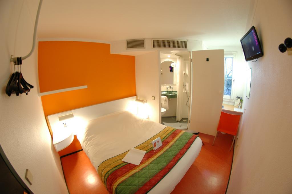 Hotel Eco Relais - Pau Nord Lons Room photo